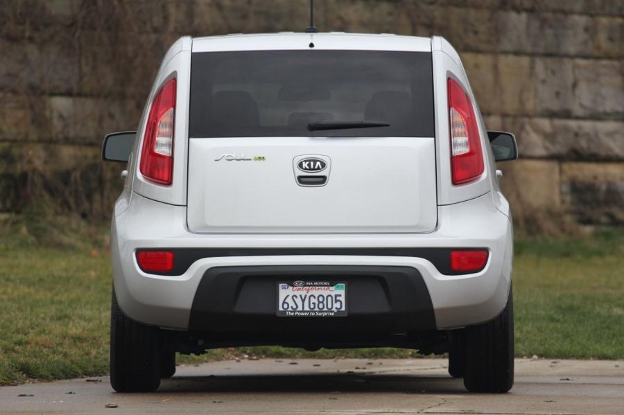  Kia Soul Base 1.6L Eco 2012 года  (фото 5 из 50)